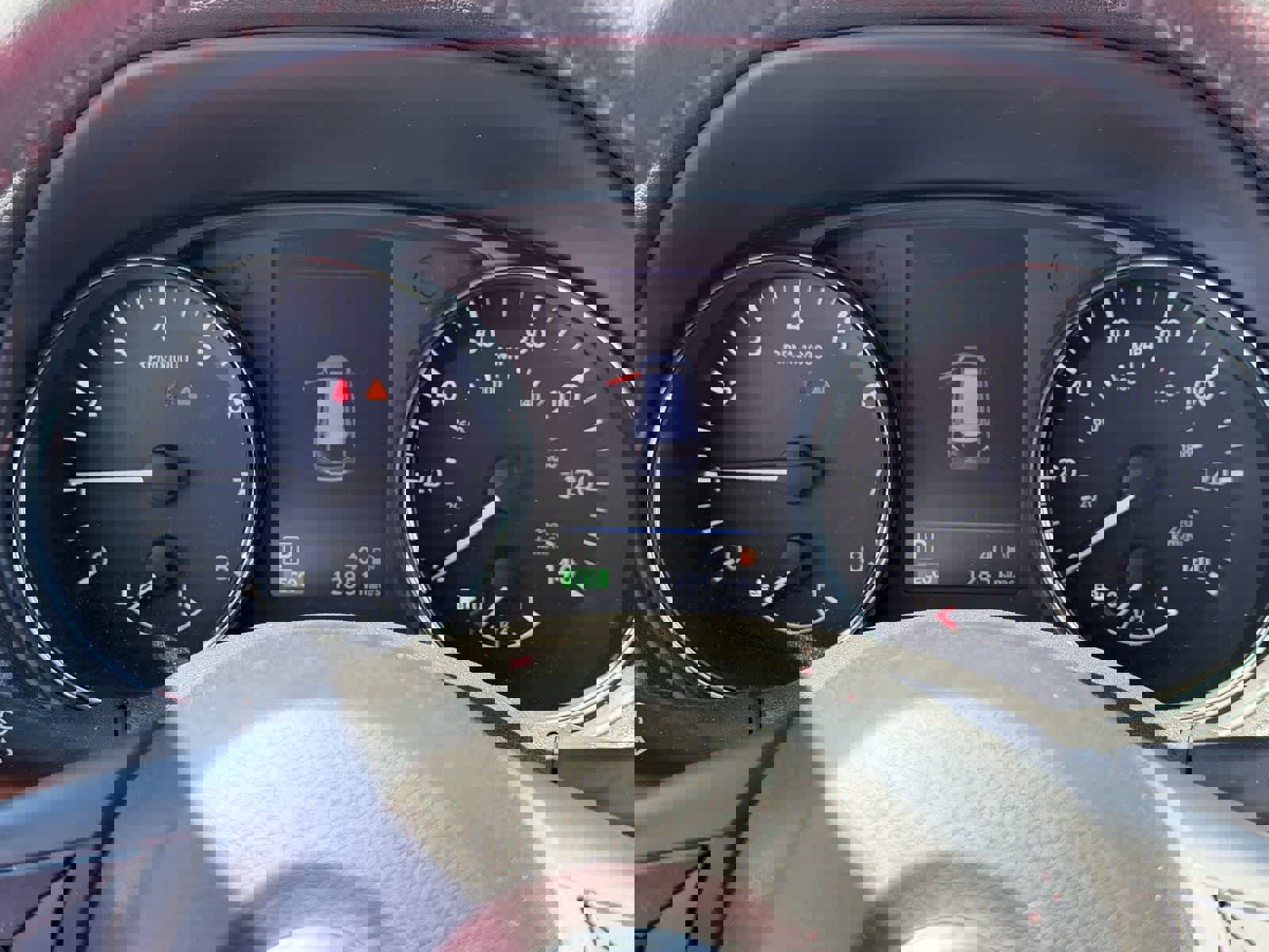 Certified 2019 Nissan Rogue SV w/ Premium Package image 8