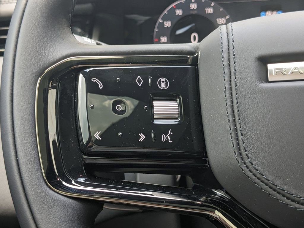 New 2026 Land Rover Range Rover Velar Dynamic SE image 23