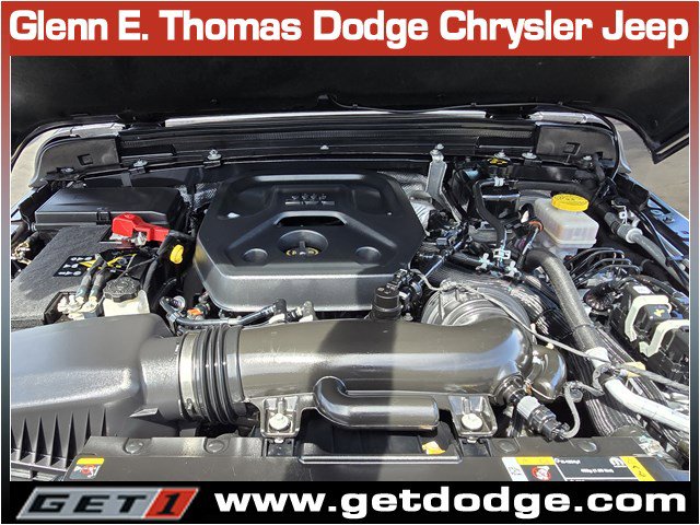 Used 2025 Jeep Wrangler Sport S image 17