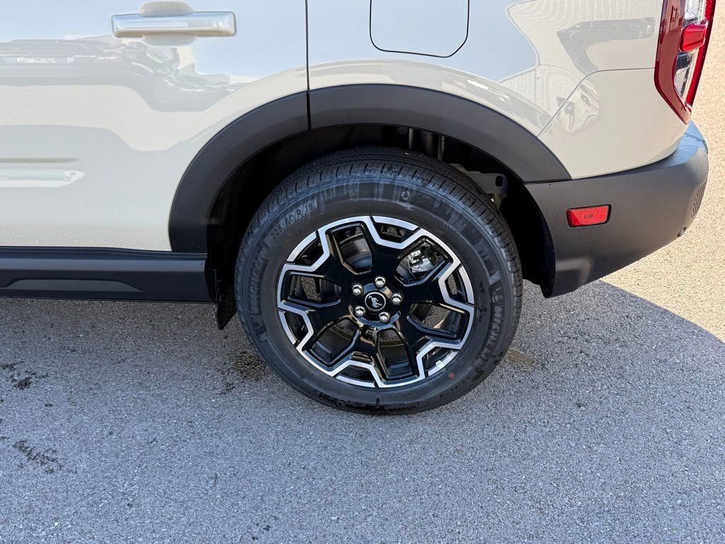 New 2025 Ford Bronco Sport Outer Banks w/ Outer Banks Tech Package+ image 42