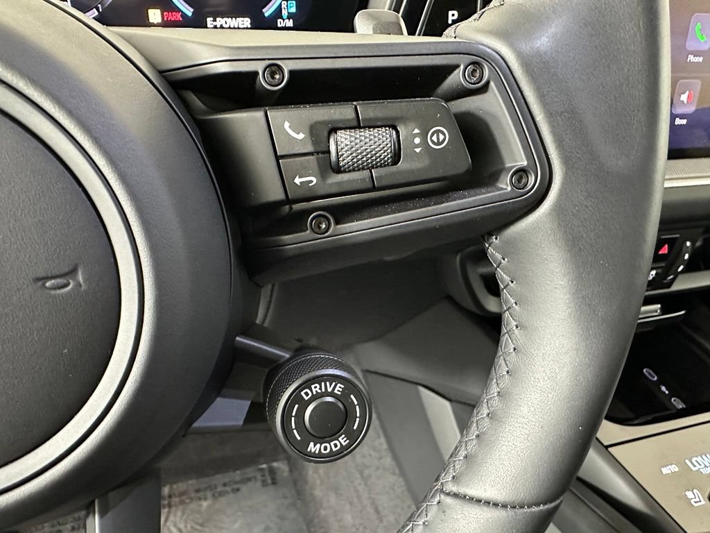 Certified 2026 Porsche Cayenne E-Hybrid AWD/4WD image 25
