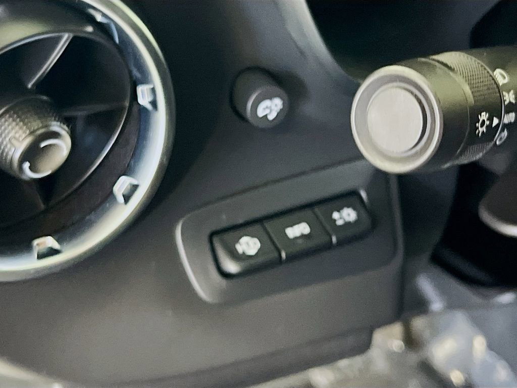 Used 2024 Chevrolet Camaro LT w/ RS Package image 10