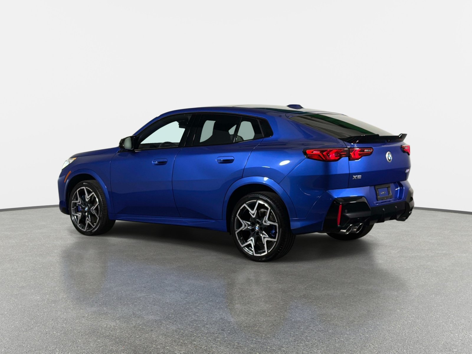 Used 2025 BMW X2 M35i AWD/4WD image 11