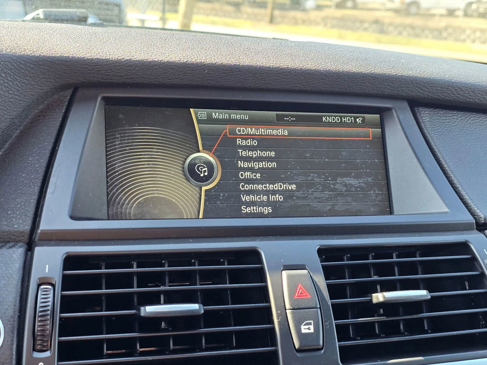 Used 2013 BMW X5 M image 31