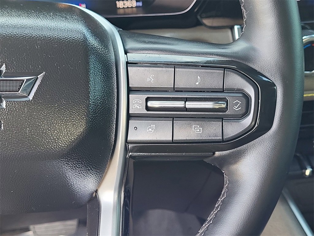 Certified 2024 Chevrolet Colorado ZR2 w/ ZR2 Convenience Package III image 23