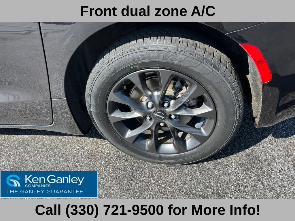 Used 2021 Chrysler Pacifica Touring-L w/ S Appearance Package FWD image 21