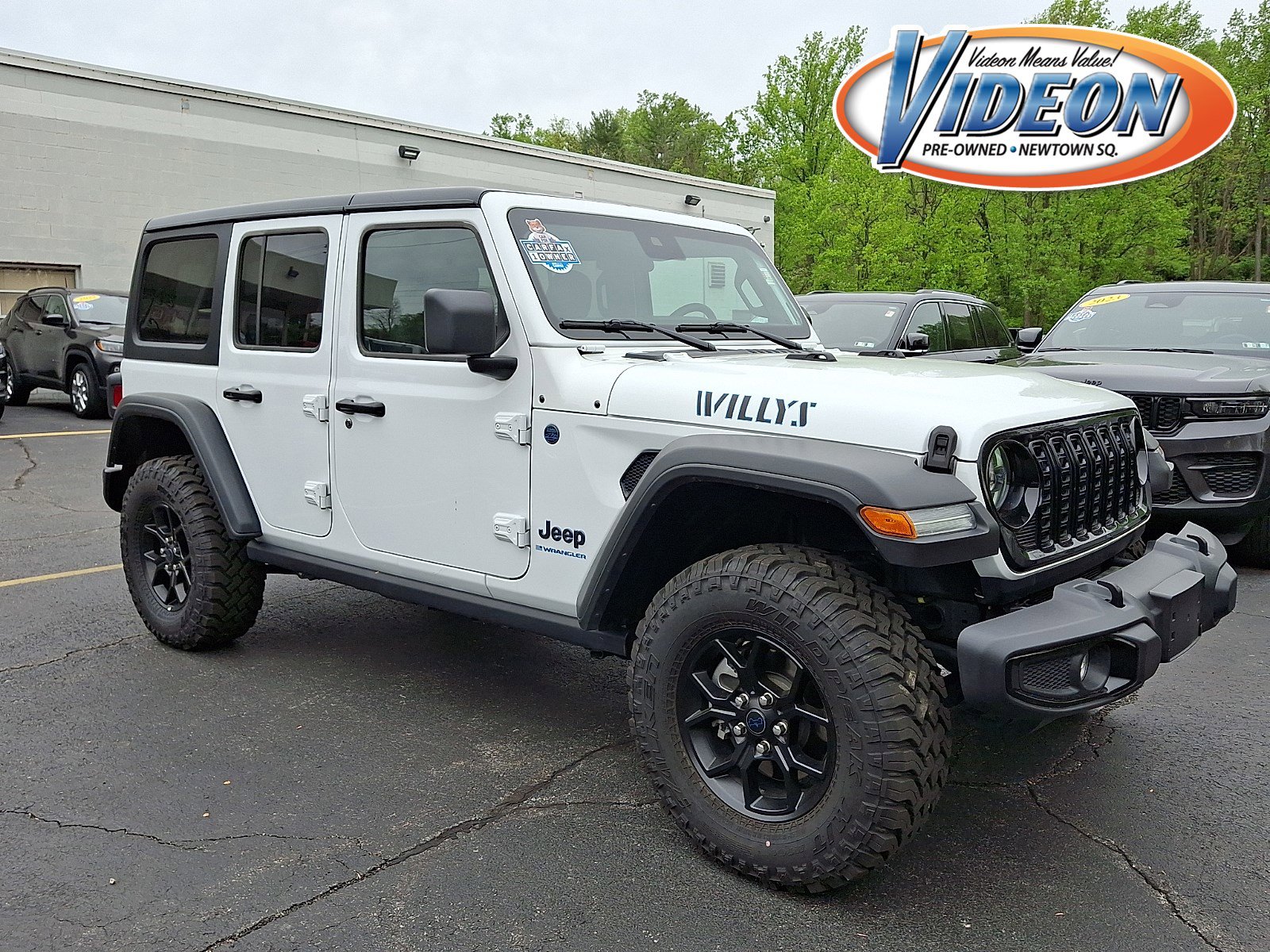 Certified 2025 Jeep Wrangler Unlimited Sport S 4xe AWD/4WD image 1