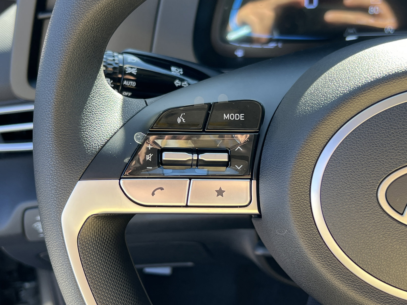 New 2026 Hyundai Elantra SE image 17