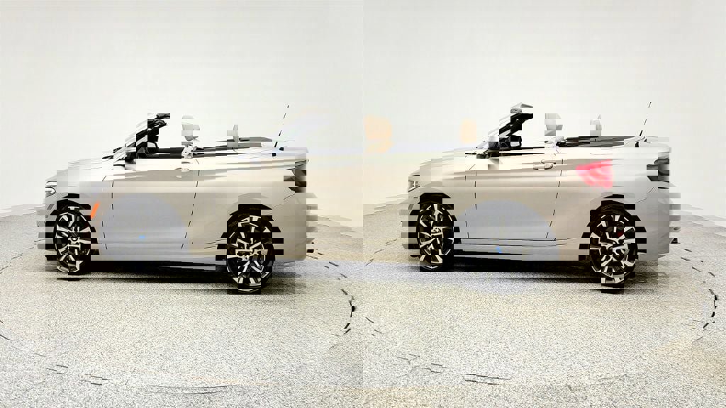 Used 2016 BMW 228i xDrive Convertible image 8