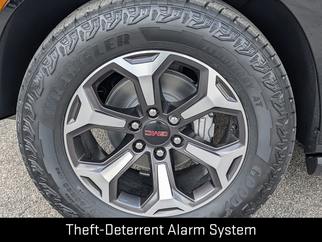 New 2026 GMC Yukon AT4 Ultimate w/ LPO, Floor Liner Package AWD/4WD image 8