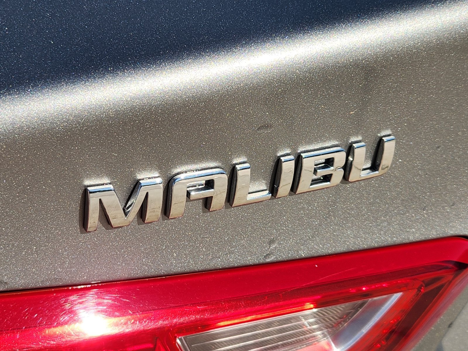 Used 2024 Chevrolet Malibu LT FWD image 13