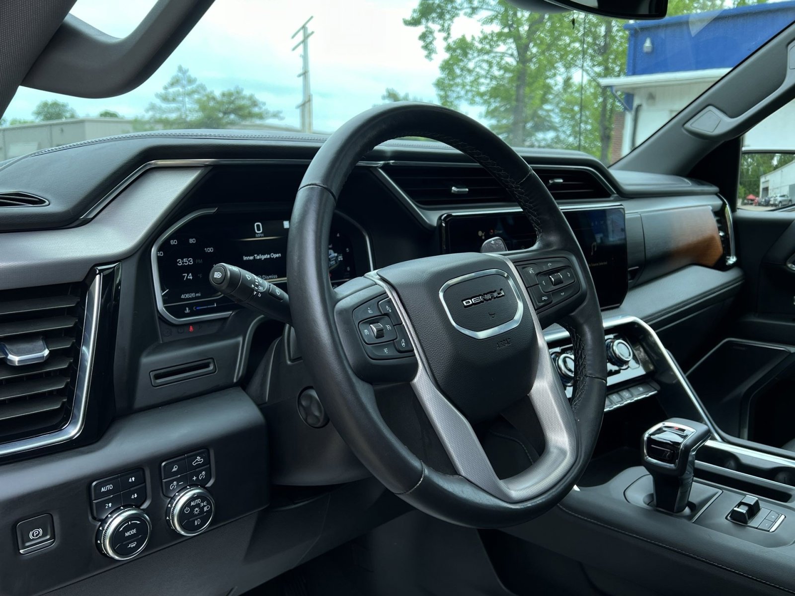 Used 2022 GMC Sierra 1500 Denali AWD/4WD image 29