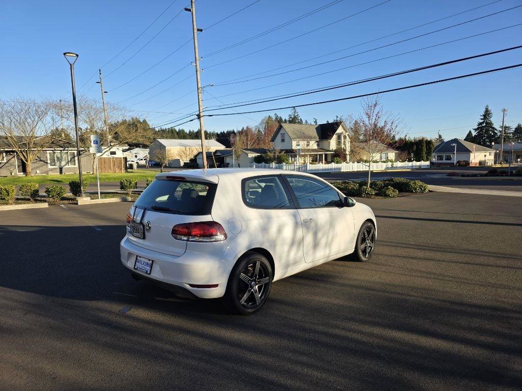 Used 2012 Volkswagen Golf 2dr HB Auto PZEV image 5