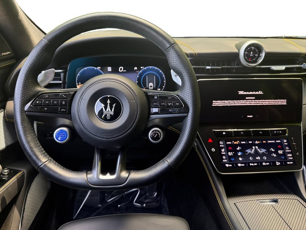 Used 2024 Maserati Grecale Modena AWD/4WD image 10