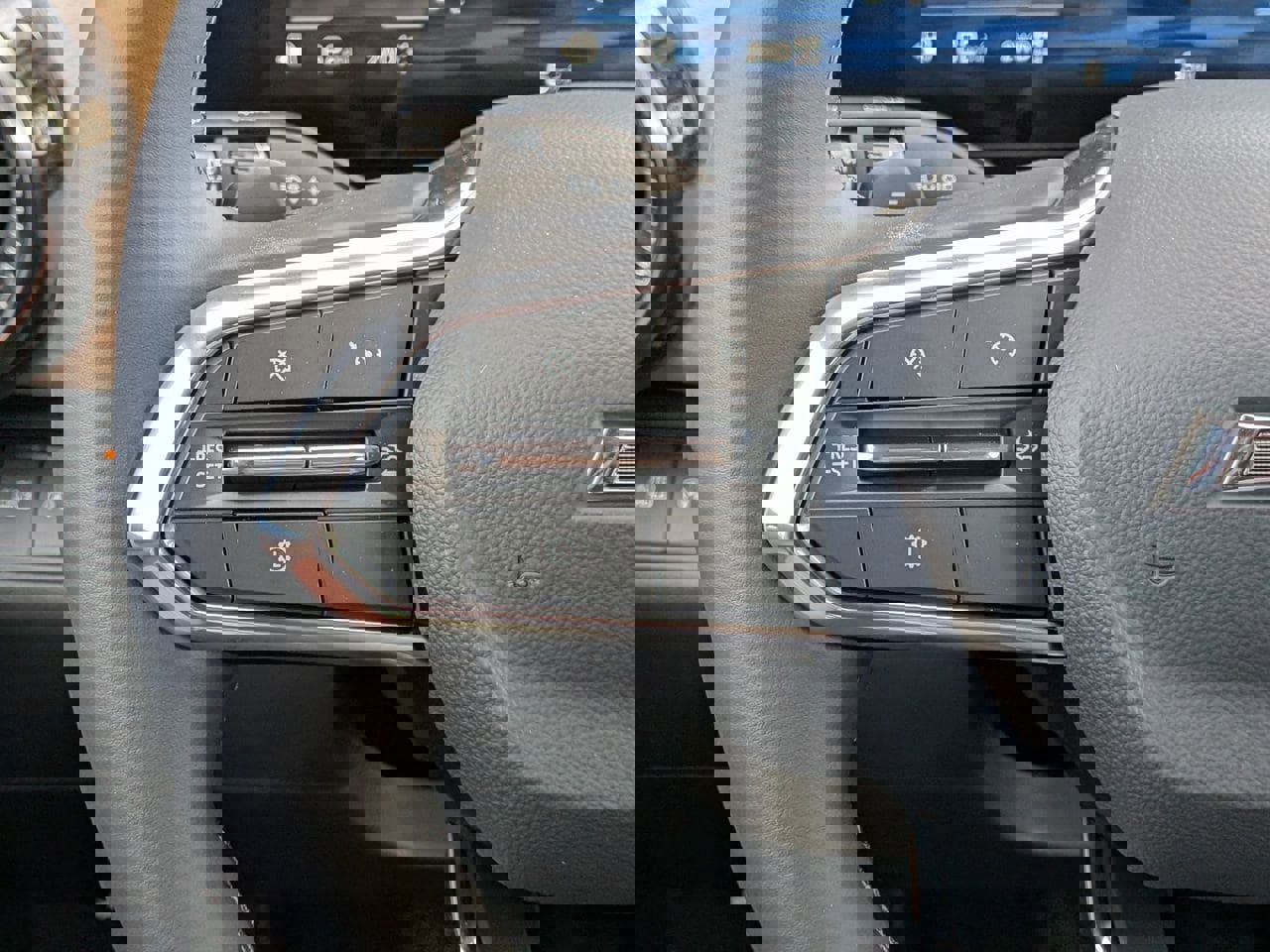 New 2026 Chevrolet Equinox ACTIV w/ Convenience Package III image 11