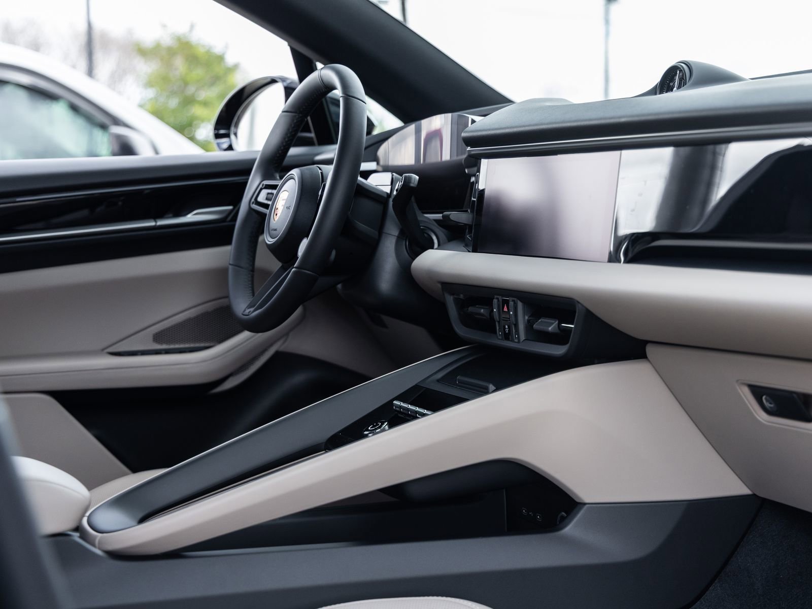 New 2026 Porsche Macan Electric RWD image 49
