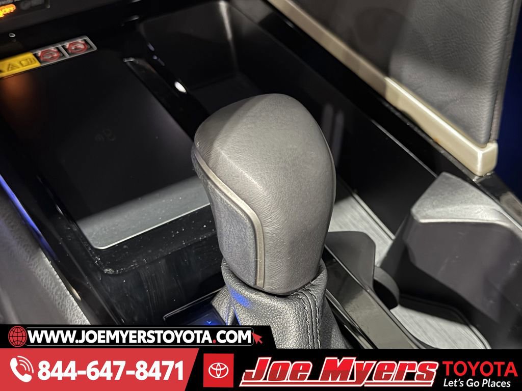 Used 2025 Toyota Camry XSE image 21