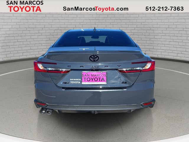 Used 2025 Toyota Camry SE image 6