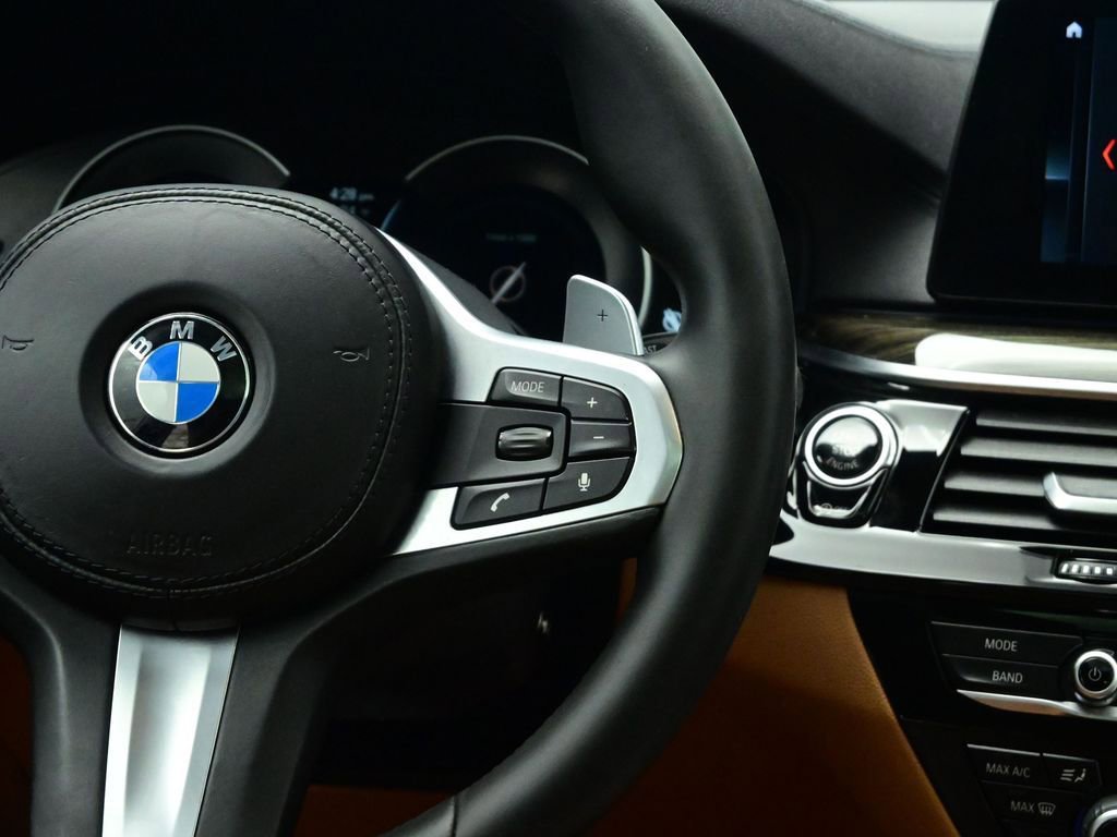 Used 2018 BMW 540i image 42