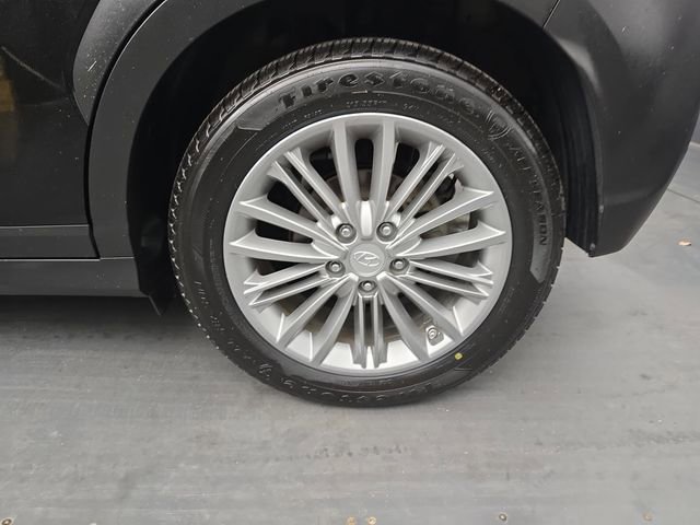 Used 2020 Hyundai Kona SEL Plus FWD image 17