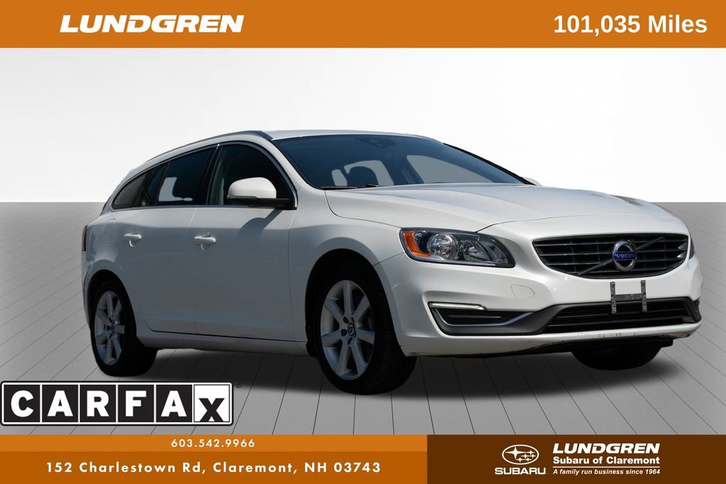 Used 2017 Volvo V60 T5 Premier w/ Convenience Package image 1