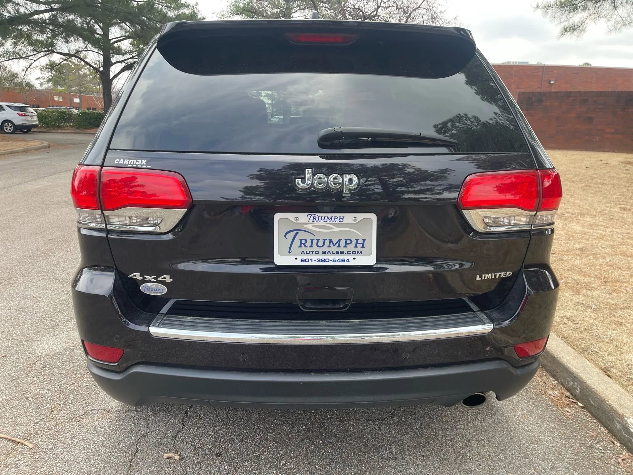 Used 2018 Jeep Grand Cherokee Limited image 4