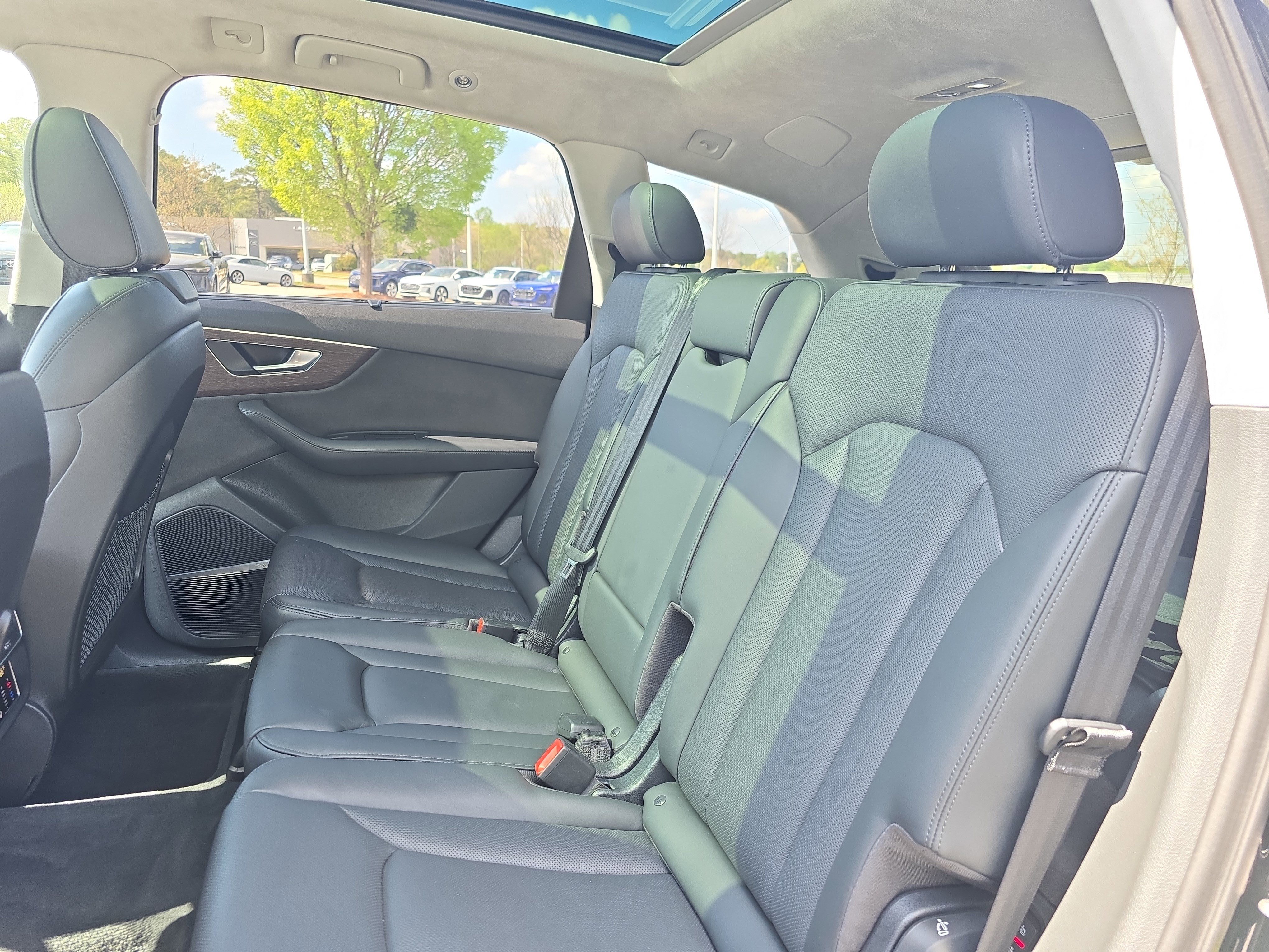 Used 2021 Audi Q7 3.0T Prestige image 14