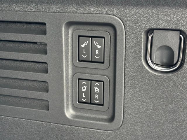 New 2026 Buick Enclave Sport Touring w/ Power Package FWD image 12