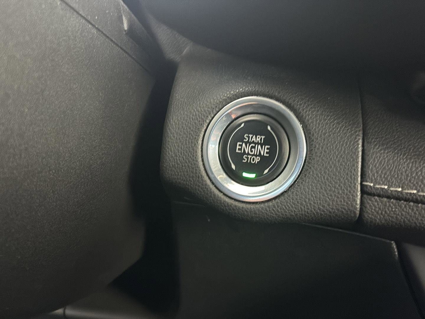 Used 2023 Buick Envision Avenir image 26