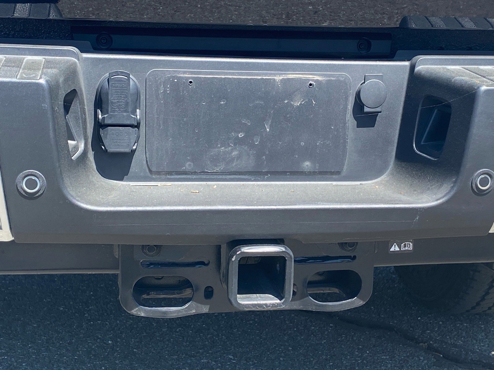 Used 2023 Ford F350 Lariat w/ FX4 Off-Road Package image 7