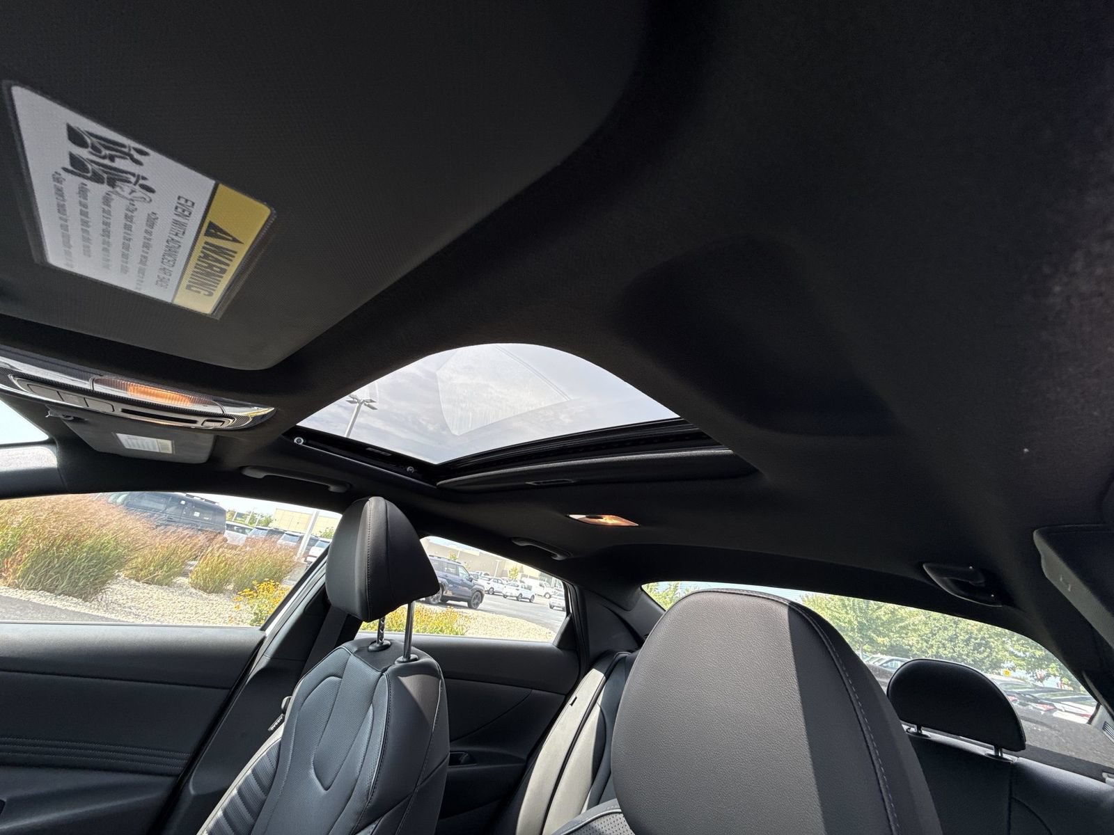New 2026 Hyundai Elantra SEL Sport FWD image 22