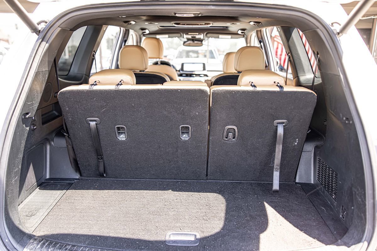 Used 2022 Kia Telluride SX w/ Towing Package FWD image 15