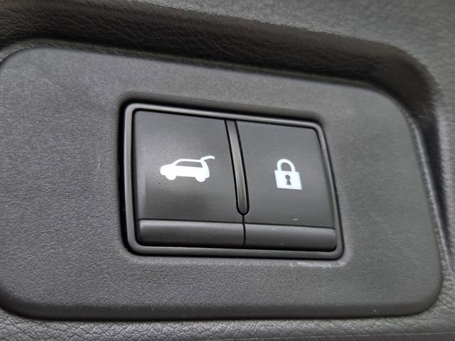 Used 2024 Nissan Rogue SV FWD image 15