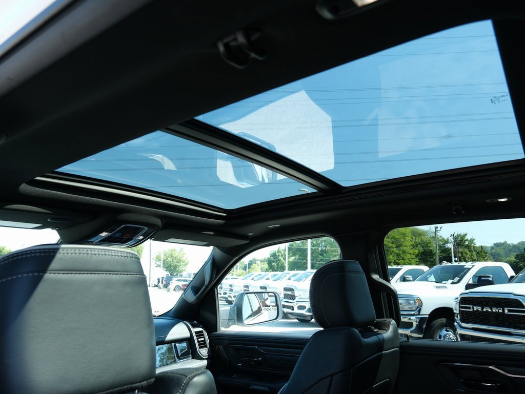 Used 2025 RAM 1500 Limited image 31