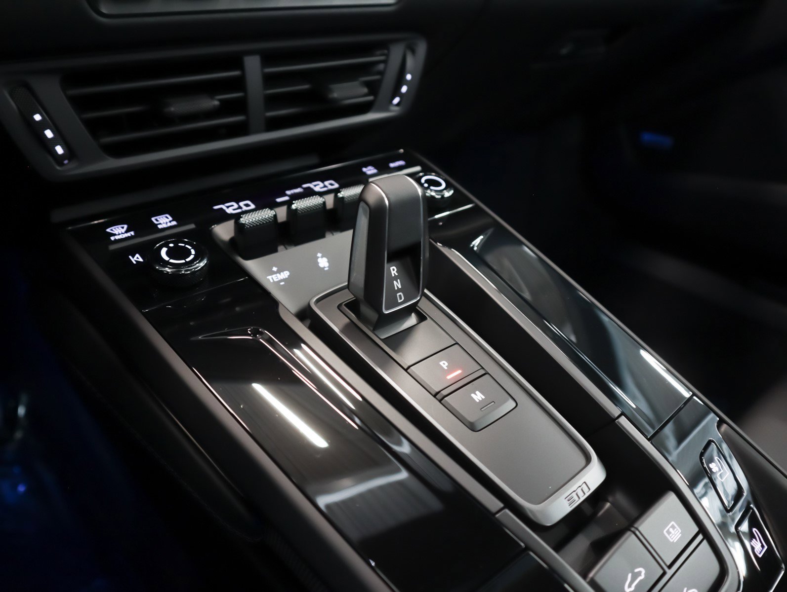 Used 2026 Porsche 911 Carrera 4 GTS image 19