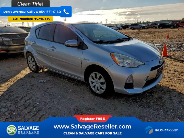 Used 2013 Toyota Prius C image 5