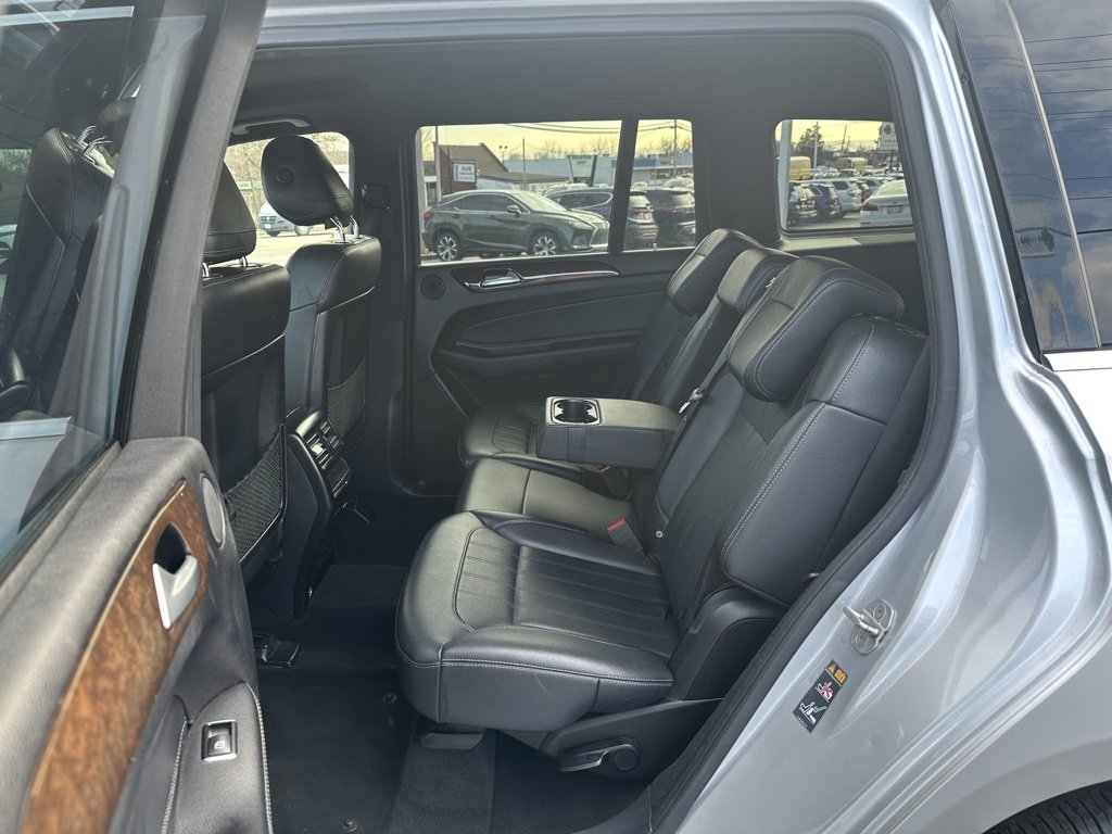 Used 2018 Mercedes-Benz GLS 450 4MATIC image 12