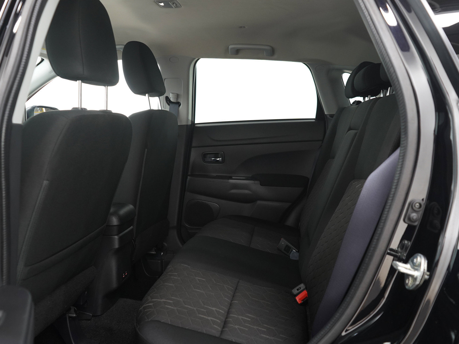 Used 2026 Mitsubishi Outlander Sport AWD image 14