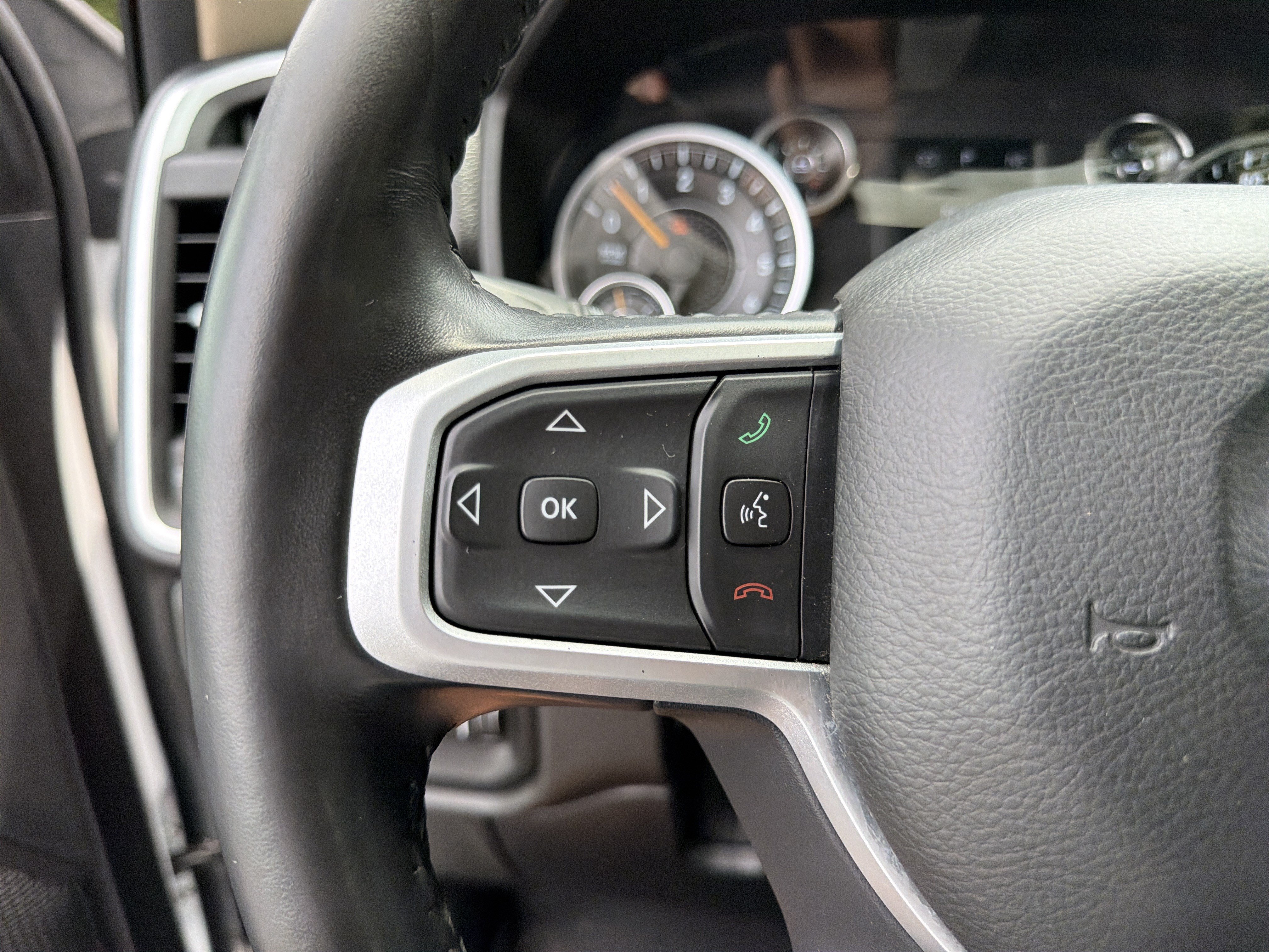 Used 2020 RAM 1500 Big Horn AWD/4WD image 24