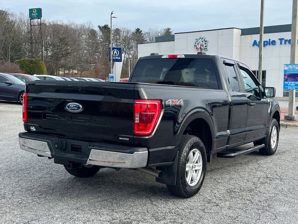 Used 2022 Ford F150 XLT w/ Trailer Tow Package image 4