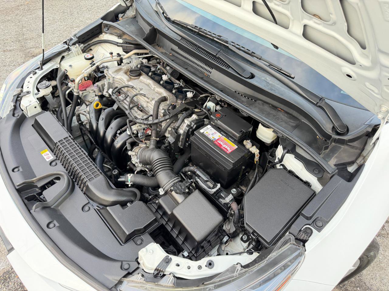 Used 2021 Toyota Corolla LE FWD image 60