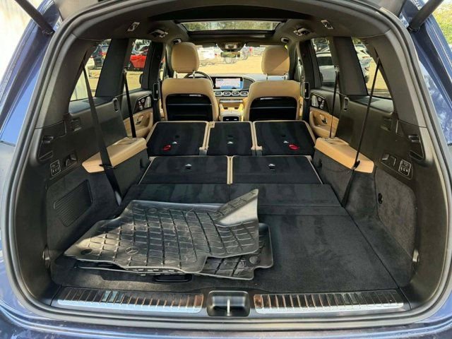 Used 2024 Mercedes-Benz GLS 580 4MATIC image 40
