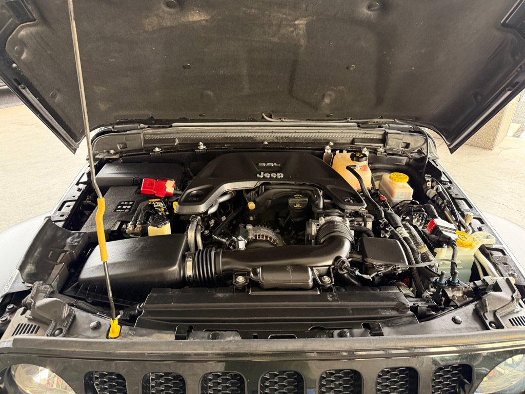 Used 2020 Jeep Wrangler Sport AWD/4WD image 46