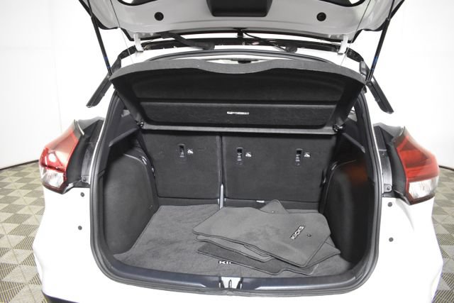 Certified 2023 Nissan Kicks SR w/ SR Premium Package FWD image 30