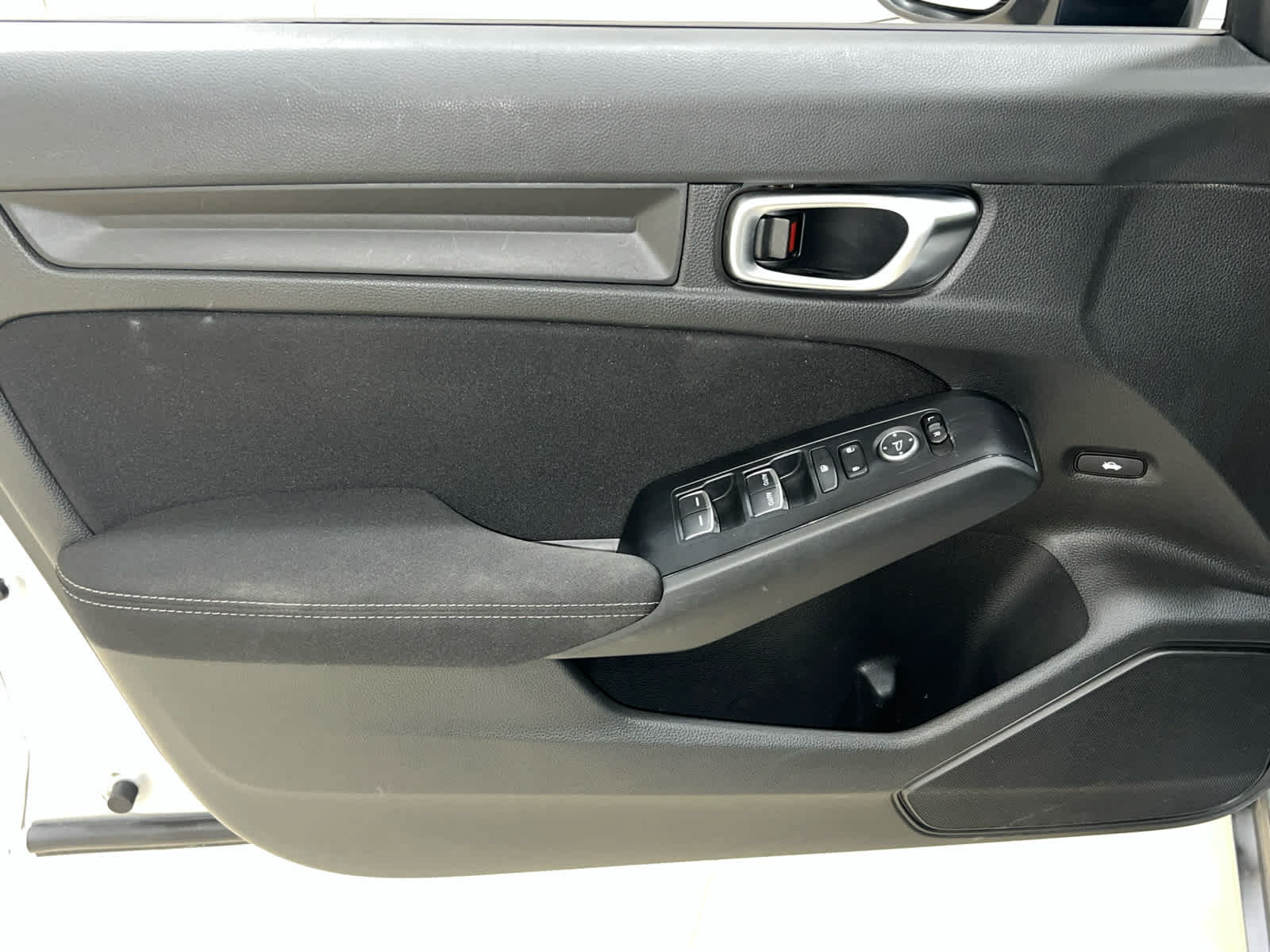 Used 2023 Honda Civic Sport image 14