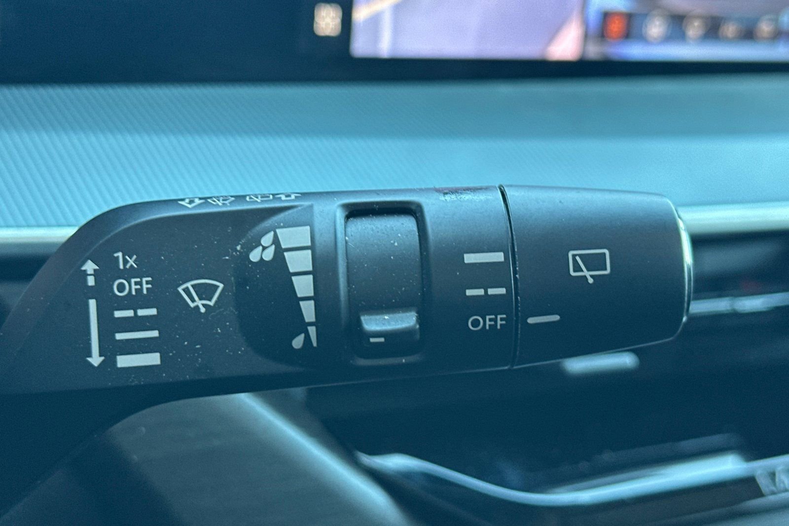 Certified 2025 Nissan Murano SL image 40