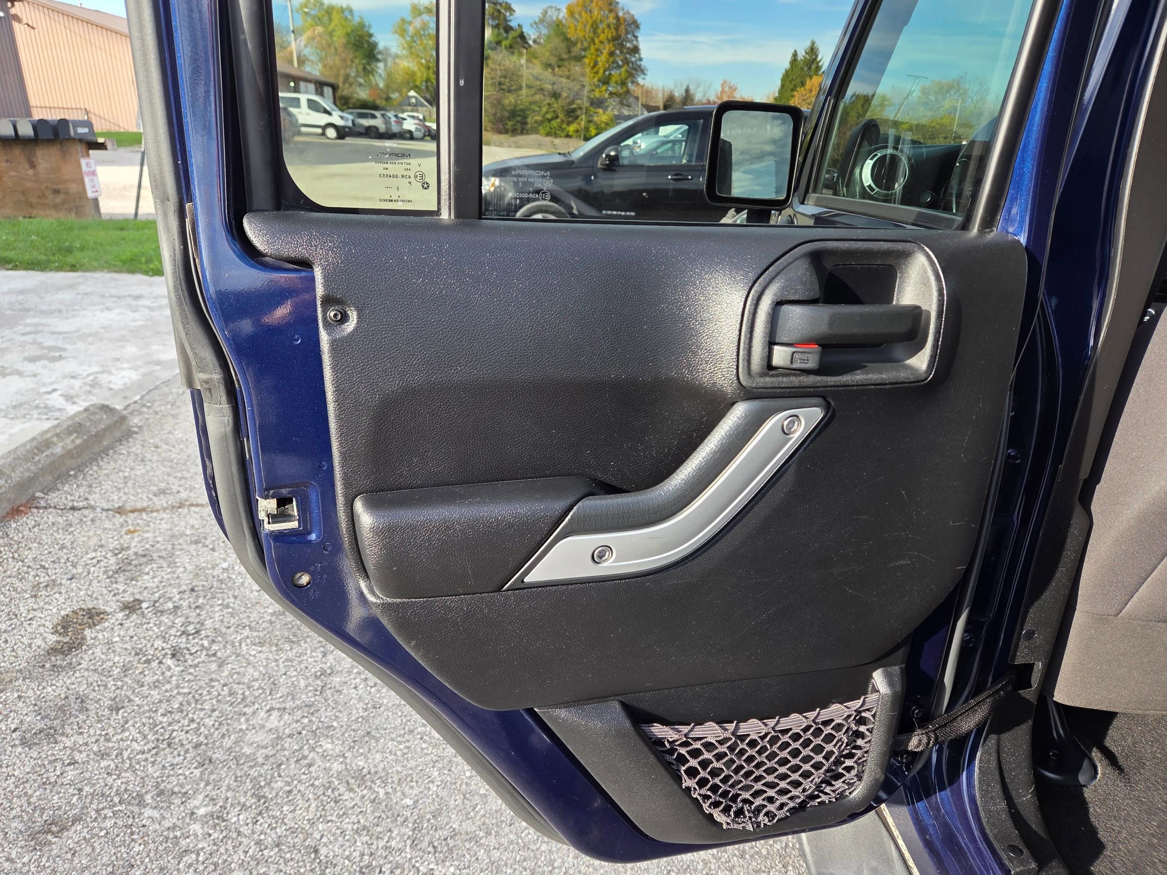 Used 2013 Jeep Wrangler Unlimited Sahara w/ Connectivity Group image 15
