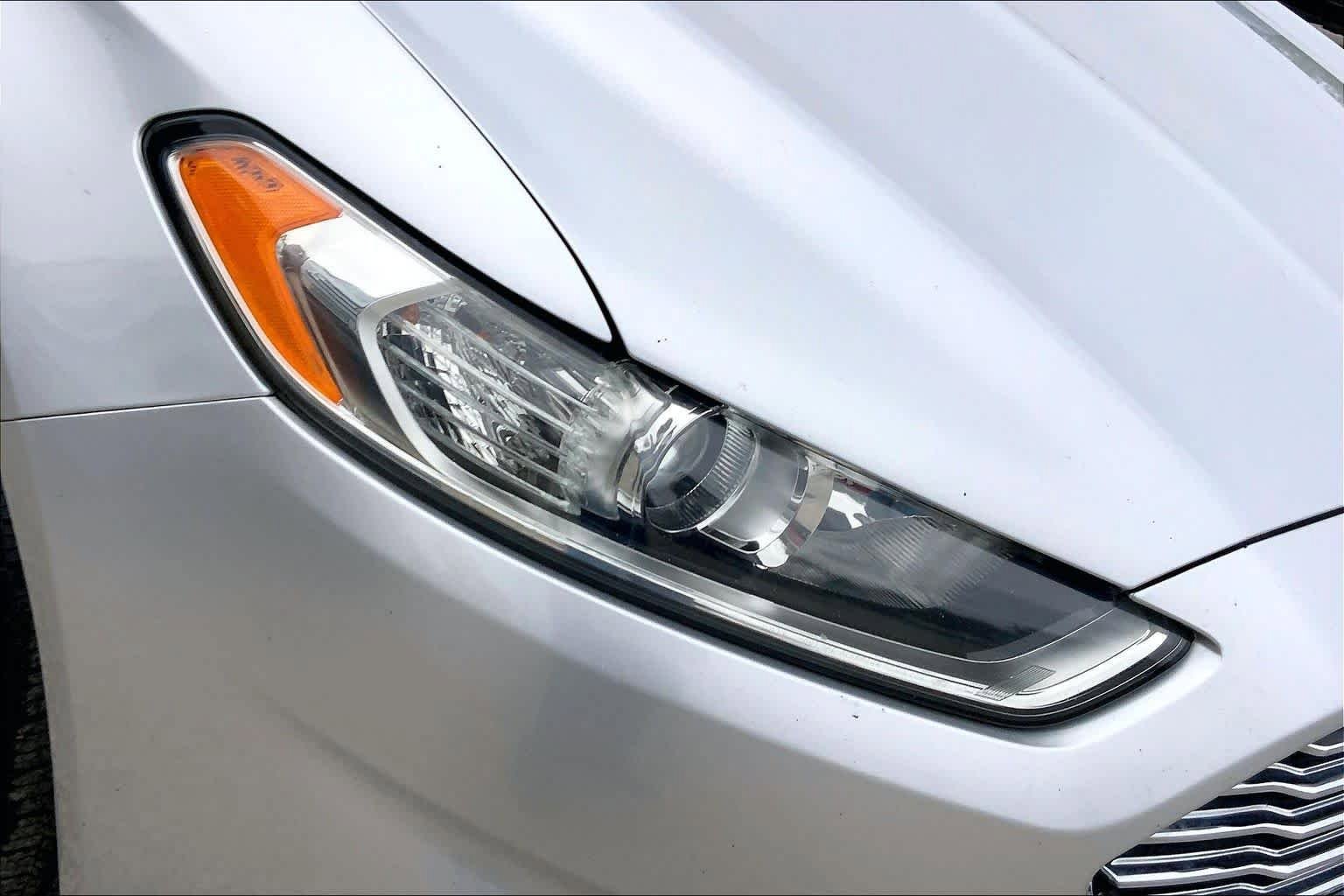 Used 2014 Ford Fusion Titanium FWD image 27