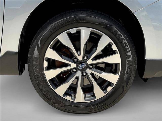 Used 2017 Subaru Outback 3.6R Limited AWD/4WD image 10