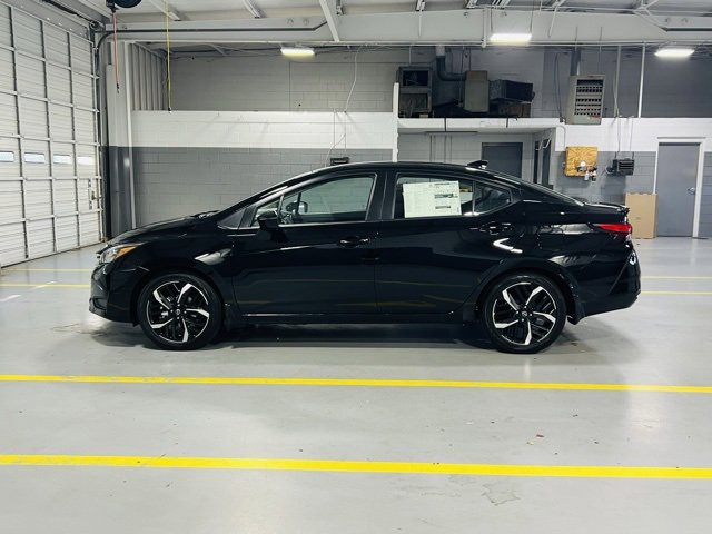 New 2025 Nissan Versa SR w/ Trunk Package image 14